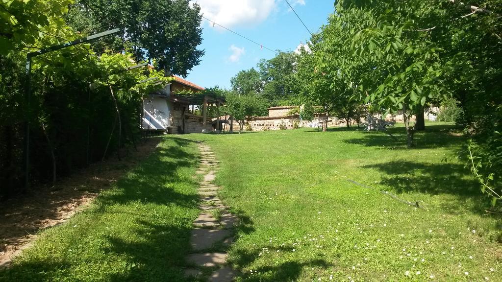 Hotel Pri Chakara Arbanasi Exterior foto